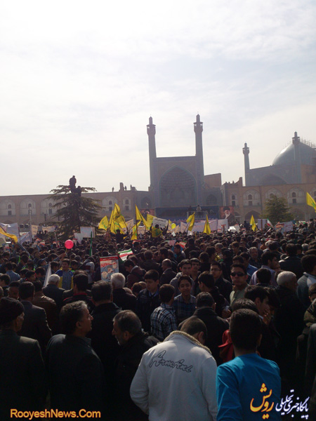 http://teribon.ir/img/2015/02/roohani-esfahan-38.jpg